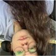 Me defino como alguien paciente, comunicativa, asertiva, constante, dedicada. Clases estan destinadas a personas de 7 a 18 años.