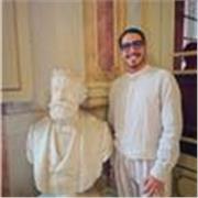 Sarò molto contento di farvi conoscere ed imparare la lingua e la cultura araba , contattatemi e cominciamo l'avventura 