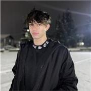 Mi rento disponibile per lezione online e non per materie umanistiche e lingue a prezzi modici