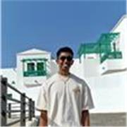 English tutor with over a year of experience offering private English lessons for children and adults in Bristol.