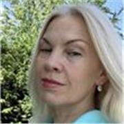 Profesora titulada de francés con 26 años de experiencia imparte clases online a niños, adolescentes y adultos
