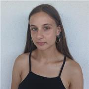 Diplomata al Liceo Linguistico propone lezioni di inglese per scuola elementare, media e superiore