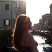 Hai bisogno di una mano con le materie linguistiche a scuola? Sei nel posto giusto!