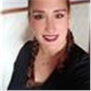 Profesora de Lengua Castellana y Literatura que imparte clases a cualquier alumno de primaria