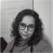 Profesora de dibujo para principiantes tanto tradicional como digital