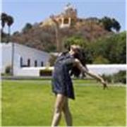 licenciada en Danza y certificada en yoga