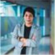 Profesora de inglés para niños y adultos de todas las edades enfocado en objetivos