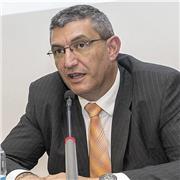 Soy un profesional del ambito empresarial con más de 30 años de experiencia profesional dirigiendo empresas.