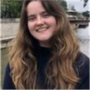 Profesora de Inglés con nivel reconocido de C1, ideal para la preparación de examen de First Certificate (B2)