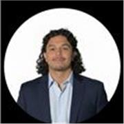 Profesor de programación. Especialista en entender los conceptos desde un puto de vista de ejemplos menos abstractos que meterse directamente al código. Si quieres mejorar y empezar en este gran mundo no dudes en contactarme!