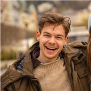 Informatik Student, der Kenntnisse in Mathe und Englisch beherrscht