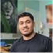 Spanish tutor providing lessons for improving your communication skills