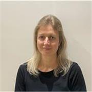 Certified native English Tutor with over 10 years' experience teaching adults, offering in-person lessons in Aberdeen or online lessons
