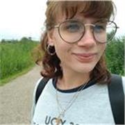Laureata magistrale in Lingue offre ripetizioni di inglese e italiano a studenti di tutte le età