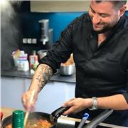 Apprenez à cuisiner comme un chef avec un passionné à vos côtés !