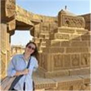 Diplômée de La Sorbonne et professeure expérimentée, cours particuliers et personnalisés de HG / HGGSP et français !