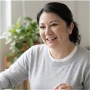 Soy tu maestra de español ideal para llevar tu fluidez al siguiente nivel. Si hablas inglés y buscas practicar de forma real y div