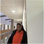 Nativa de à lengua francesa, ofrezco mis servicios para ayudar la gente aprender. También doy clase de español para extranjeros. 