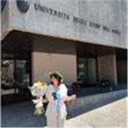 Sarei lieta di mettere a disposizione la mia formazione e il mio entusiasmo per aiutarvi!