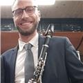 Maestro di clarinetto con esperienza sia nell'insegnamento,nella musica d'insieme e orchestrale
