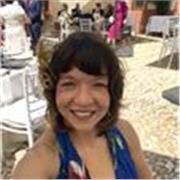 Soy profesora de inglés resolutiva, comunicativa, capacitada y con más de diez años de experiencia para todas las edades. 