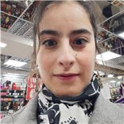 Bonjour, diplômée d'un Master 2 en didactique des langues et ingénierie de formation Parcours Anglais.Je propose des cours d'anglais pour améliorer votre Anglais oubien avoir une bonne base en Anglais.J'ai une expérience assez remarquable dans l'enseignem