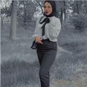 Insegnate madrelingua egiziana ma ho fatto tutti gli studi in Italia e son di cittadinanza italiana insegno inglese, italiano, spagnolo, scienze, geografia e tante altre materie