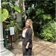 English language tutor that provides face to face and online sessions for kids and teenagers