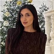 English teacher with 5+ years of experience offers private lessons for children and adults, both online and in Milan, Italy!