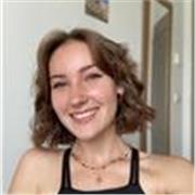 Professeure diplômée et expérimentée en FLE propose des cours de français en ligne ludiques et adaptés aux jeunes de tous niveaux
