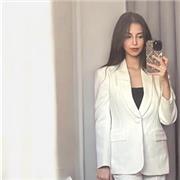 Enseignante passionnée, cours interactifs, clairs et motivants.