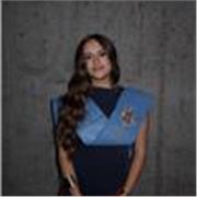 Historiadora graduada por la universidad complutense de Madrid. Master en documentación y archivística. Con experiencia en clases.