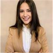 Tutor di economia, impartisco lezioni a studenti universitari e di scuola superiore