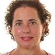 Profesora dinámica y atenta a las necesidades de sus alumnos/as, cuidando el proceso de aprendizaje.