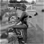 soy Mari, de antemano agradezco que estés aquí en mi perfil. Estoy capacitada para dar clases de natación, ingrese en el mundo del agua en el año 2004, por lo que llevo 20 años de conocimiento y experiencia en el mismo, estoy preparada y capacitada en el