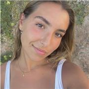 Estudiante de derecho ofrece clases de refuerzo para niños de primaria y la ESO