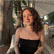 English tutor that teaches kids from middle to high school.