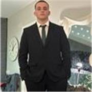 Estudiante de grado superior de desarrollo de aplicaciones web, conocimiento avanzado en Inteligencia artificial y ofimatica.