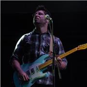 Profesor de guitarra imparte clases presenciales y/o online