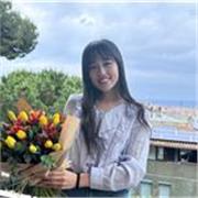 Profesora de chino nativa y traductora profesional con 5 años de experiencia, ofrece clases para todos los niveles en Barcelona