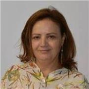 J’enseigne le français langue étrangère (FLE) à destination d’adultes et de publics étrangers, souhaitant améliorer leur maîtrise 