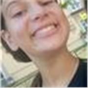 Studentessa di ingegneria al Politecnico di Torino impartisce lezioni di matematica per scuole secondarie di primo grado o secondarie di secondo grado