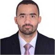 profesor de clases virtuales para estudiantes de primaria y secundaria, diseñadas para ayudarles a comprender de manera sencilla