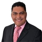 Profesor con excelente dominio de la materia, con especialización en Docencia y Maestría en curso, soy un profesor dinámico cuya principal característica en la paciencia a la hora de enseñar. Dispuesto para enseñar niños de primaria y jóvenes de secundari