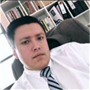 Licenciado titulado con seis años de experiencia dirigido a dictar clases a personas de toda tipo de edad.