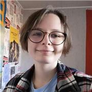 Je donne des cours particuliers aux élèves jusqu'au lycée, adaptés à leurs besoins