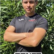 Entrenador personal en Madrid especializado en entrenamiento funcional y de alta intensidad