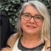 I am  working as a  English-Romanian interpreter with background as a nursing mentor,aiming to teach ESOL students