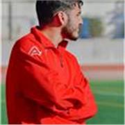 Me defino como una persona sociable, paciente y comunicativa.
Dirigiría clases orientadas a cualquier grupo de edad y nivel.