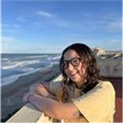 Soy una adolescente que le encanta enseñar, sirvo para dar apoyo a los niños tanto en inglés como en lengua y matemáticas